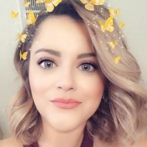 Meet your Posher, Corina